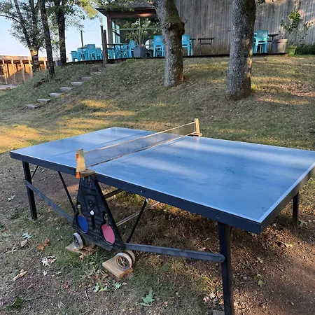 Campsite Avec Piscine Sur Le Chemin De Compostelle *
